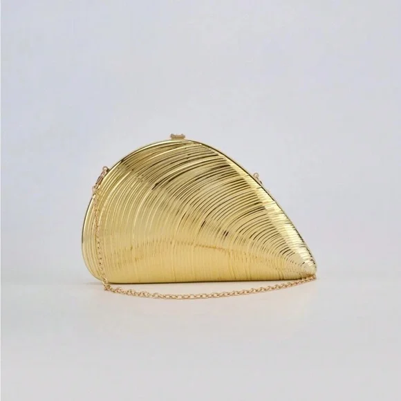 Gold Shell Clutch Bag - Picture 1 of 3